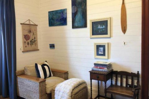 The Residence Stylish Comfort With Fireplace - Accommodation Port Hedland 5