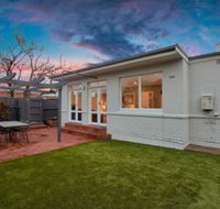 3BR Cottage With Parking Close To Adelaide CBD - Accommodation Port Hedland