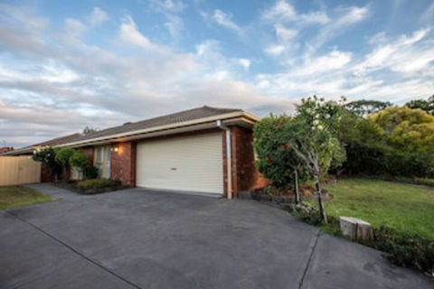 Quiet & Peaceful 3bed2bath Home @keilor Downs - Accommodation Port Hedland 0