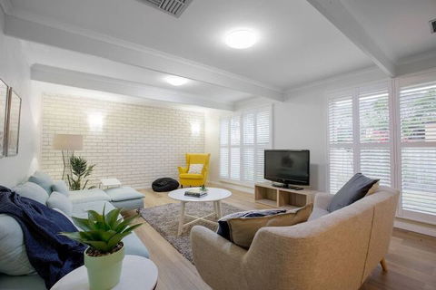 Quiet & Peaceful 3bed2bath Home @keilor Downs - Accommodation Port Hedland 4