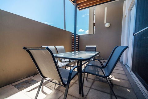 The Cove At New Port Pool Spa Sauna Gym & More - Accommodation Port Hedland 3