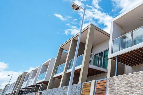 The Cove At New Port Pool Spa Sauna Gym & More - Accommodation Port Hedland 7