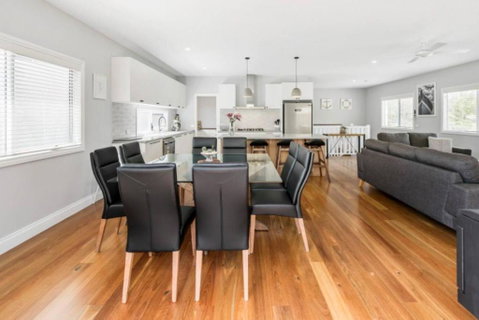 HALE KUPA Rye Beach House Spa Table Tennis - Accommodation Port Hedland 4