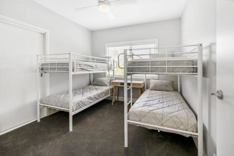 HALE KUPA Rye Beach House Spa Table Tennis - Accommodation Port Hedland 3