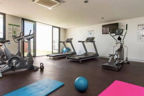 CENTRAL CBD EXEC STUNNING VIEW WIFI NETFLIX WINE - Accommodation Port Hedland 1