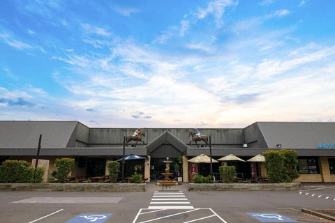 Blacktown Tavern - Accommodation Port Hedland 2