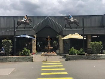 Blacktown Tavern - Accommodation Port Hedland 1