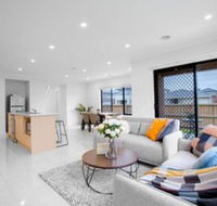 108spacious Point Cook Estate4br2btdoublegarage - Accommodation Port Hedland