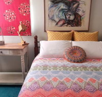 Stylish Comfortable Central Artists Home - Accommodation Port Hedland