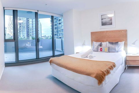 Incredible Riverside Apartment In Brisbane - Accommodation Port Hedland 6