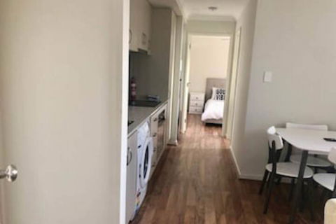 Apartment Stay Close To Surfers Paradise - Accommodation Port Hedland 0