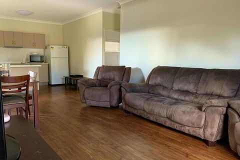 Stay On Sullivan - Accommodation Port Hedland 7