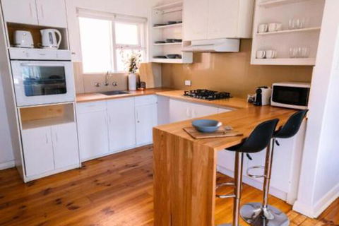 A Wave Away At Glenelg Cosy Unit Near The Beach - Accommodation Port Hedland 5