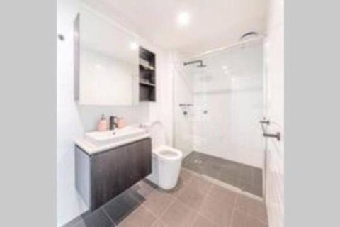 Modern Luxury 3 Bedroom Apartment With Sea Views - Accommodation Port Hedland 0