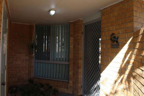 KENTIA - Accommodation Port Hedland 6