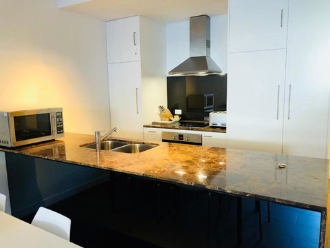 East 302 St. Falls - Accommodation Port Hedland 2
