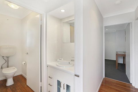 Beach Home In Golden Triangle - Accommodation Port Hedland 7