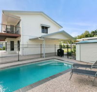 Tropical Beachside Oasis in Clifton Beach - Accommodation Port Hedland