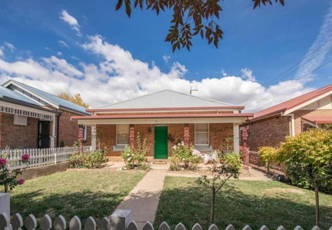 Ambrose On Byng Central Location W / 2 Bathroom - Accommodation Port Hedland 4