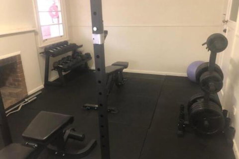 The Pink House - Accommodation Port Hedland 4