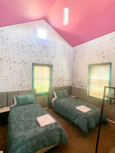 The Daydawn Dairy Perched High Simple Living & What A View! - Accommodation Port Hedland 2