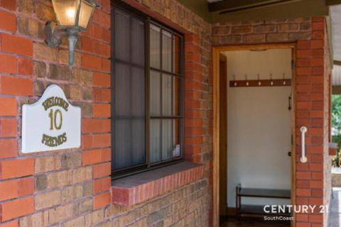 Reef & Vines Port Noarlunga - Accommodation Port Hedland 4