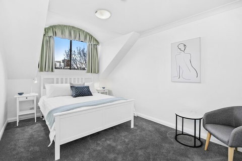HOLT1 Crows Nest Holtermann Street - Accommodation Port Hedland 4