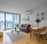 Melbourne Docklands Seaview Apartment At Collins St - Accommodation Port Hedland