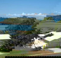 Hideaway Retreat Beach House with Pool - Accommodation Port Hedland