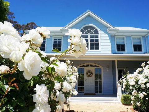 Maison Blue Pty Ltd Adelaide - Accommodation Port Hedland 3