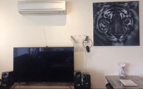 MURRAY GRANGE VILLA 4 - Accommodation Port Hedland 4