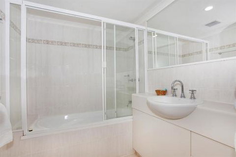 Unit 1 The Rocks 1746 David Low Coolum Beach 500 Bond - Accommodation Port Hedland 4