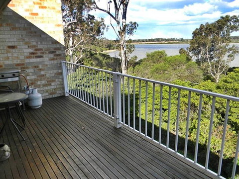 LAKESIDE2 - Accommodation Port Hedland 6