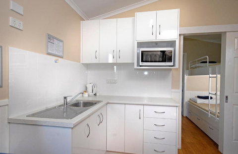 Barrack Point Holidays - Accommodation Port Hedland 2