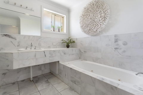 Pacific Blue Townhouse 351 265 Sandy Point Road - Accommodation Port Hedland 4