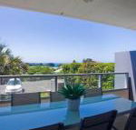 LORNE CHALET APARTMENT 10 ask about midweek deals - Accommodation Port Hedland