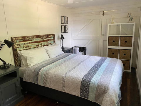 Boatsheds - Accommodation Port Hedland 6