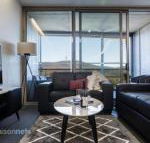 1 Bedroom Apt With Parking Walk to ANU - Accommodation Port Hedland