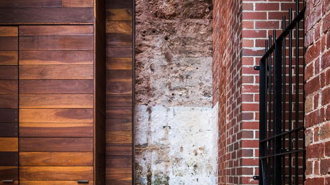 The Architects Warehouse Apartment On Mouat Fremantle - Accommodation Port Hedland 4