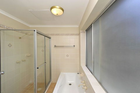 Adriana 6 / 83 85 Ronald Avenue - Accommodation Port Hedland 3