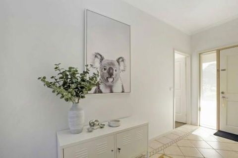 APOLLO BAY HOLIDAY HOUSE Walk To Beach + Wifi - Accommodation Port Hedland 5