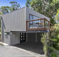 Bay Views Lorne - Accommodation Port Hedland