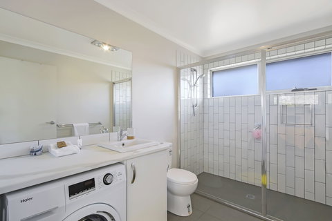 The Friendly Pelican - Accommodation Port Hedland 3