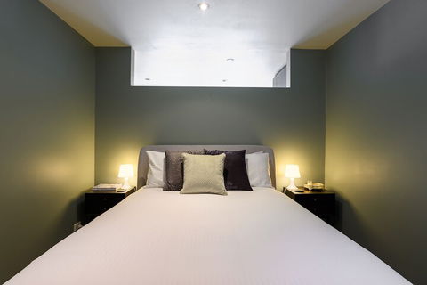 LUCY Laneway Art Fed Square Bars & Flinderst St. Station - Accommodation Port Hedland 1