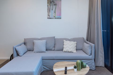 Airtrip Apartments On Deshon St - Accommodation Port Hedland 6