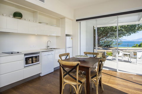 Reflections Villa 1 - Accommodation Port Hedland 2