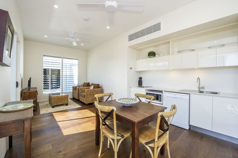 Reflections Villa 1 - Accommodation Port Hedland 3