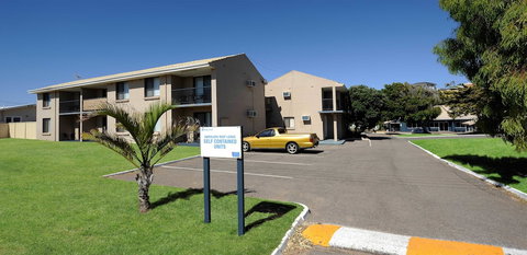 Abrolhos Reef Lodge - Accommodation Port Hedland 2