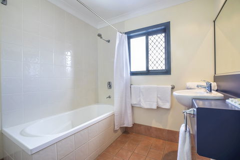 Atherton Hotel - Accommodation Port Hedland 6