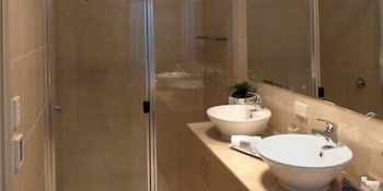 Casavino Luxury Villas - Accommodation Port Hedland 5